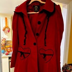 Hell Bunny Vintage Style Red Heart-Embellished Women's Coat